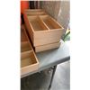 Image 4 : LOT OF BAMBOO KITCHEN DRAWER ORGANIZERS