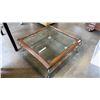 Image 2 : GLASS INSERT COFFEE TABLE