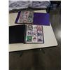 Image 1 : 2 BINDERS OF HOCKEY CARDS