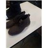 Image 4 : CABELAS BOOTS AND TIMBERLAND SHOES SIZE 9.5