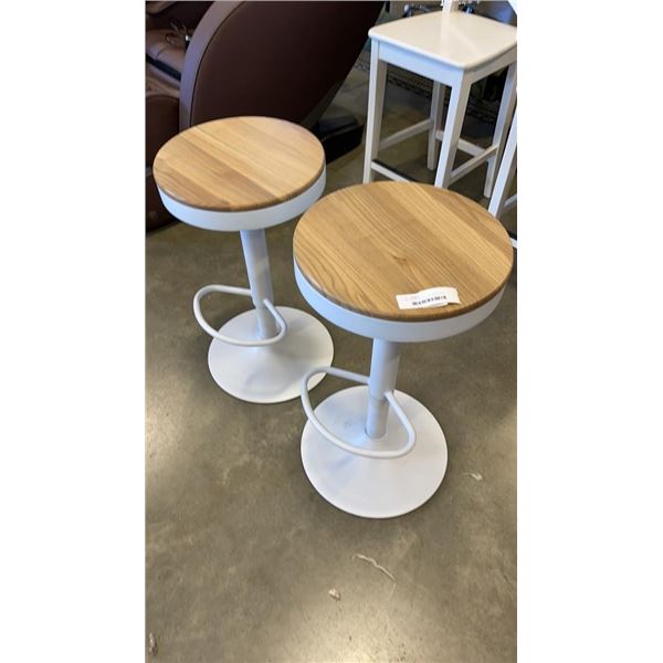 2 WHITE AND WOOD TOP BARSTOOLS