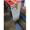 Image 4 : HONEYWELL QUIETSET 8 TOWER FAN TESTED AND WORKING - RETAIL $129