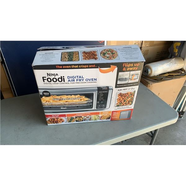 NINJA FOODI DIGITAL AIR FRY OVEN TESTED AND WORKING - RETAIL $239