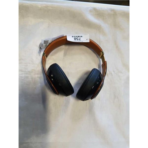 STUDIO BEATS BY DRE - TESTED AND WORKING