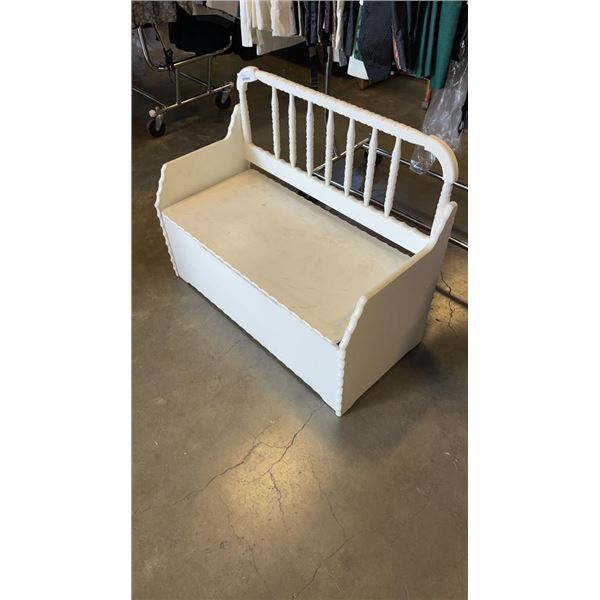 WHITE STORAGE BENCH