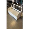 Image 1 : WHITE STORAGE BENCH