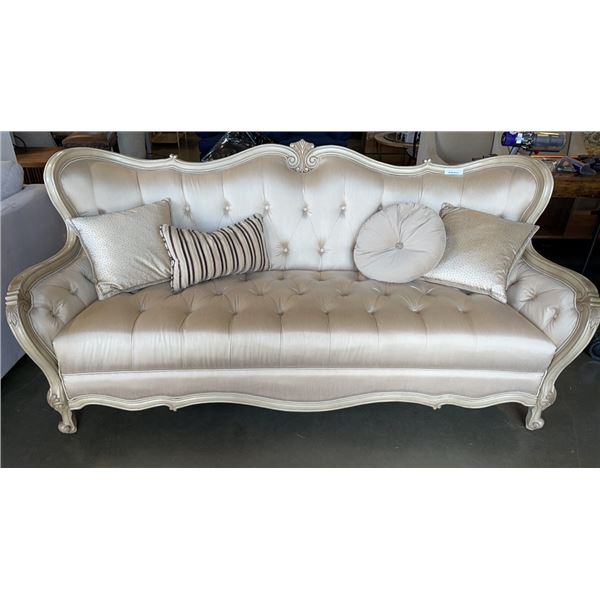 NEW MICHEAL AMINI LAVELLE CLASSIC PEARL TUFTED VELVET SOFA MSRP $4137