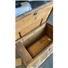 Image 2 : VINTAGE WOODEN STEAMER TRUNK