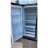 Image 3 : HISENSE STAINLESS DOUBLE DOOR BOTTOM FREEZER REFRIGERATOR WORKING STORE DEMO