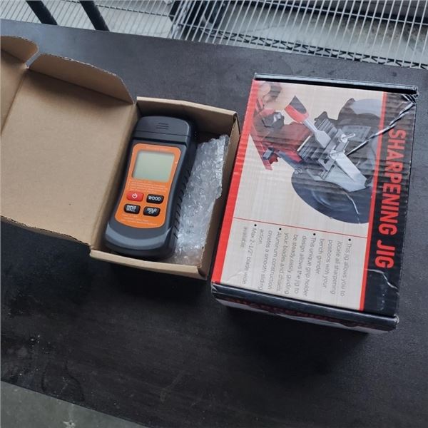 NEW SHARPENING JIG AND MOSITURE METER