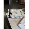 Image 2 : VINTAGE KENMORE SEWING MACHINE