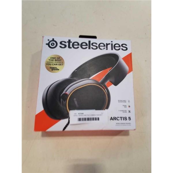 STEEL SERIES ARCTIS 5 GAMING HEADSET - TESTED WORKING, NEEDS AUX CORD - RETAIL $124