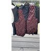 Image 8 : LOT OF 21 NEW BRACCI, NEIL ALLYN AND MEL HOWARD FORMAL VESTS SIZE MEDIUM