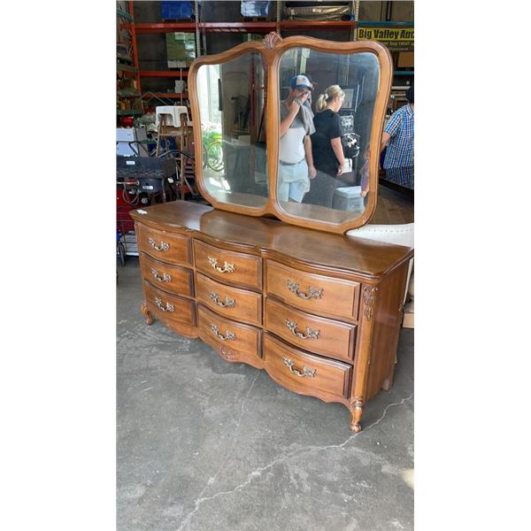 9 DRAWER DRESSER WITH MIRROR