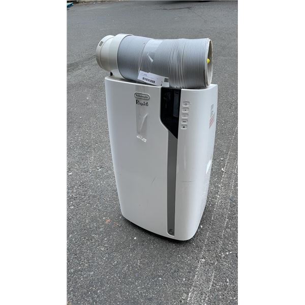 DELONGHI PENGUINO 12,000 BTU PORTABLE AIR CONDITIONER TESTED AND WORKING - RETAIL $799