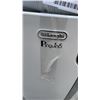 Image 3 : DELONGHI PENGUINO 12,000 BTU PORTABLE AIR CONDITIONER TESTED AND WORKING - RETAIL $799