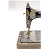 Image 3 : Antique Portable Singer Sewing Machine