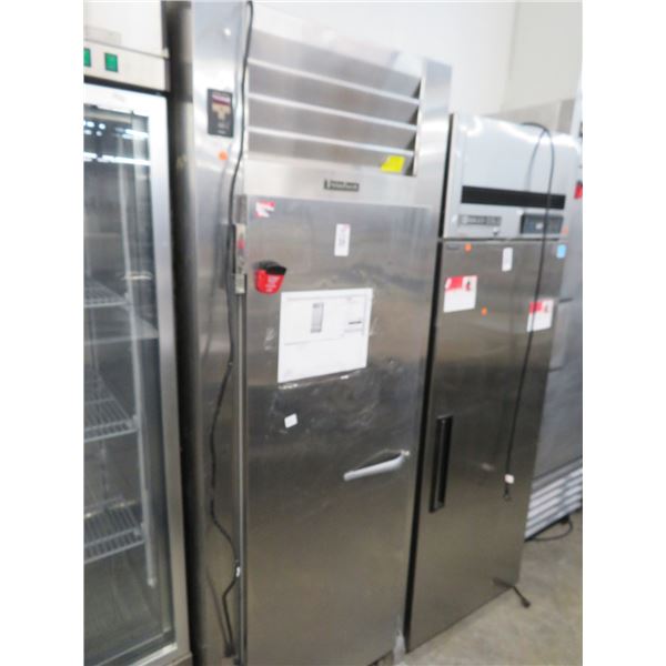 Traulsen S/S Rolling Single Door Freezer  34°