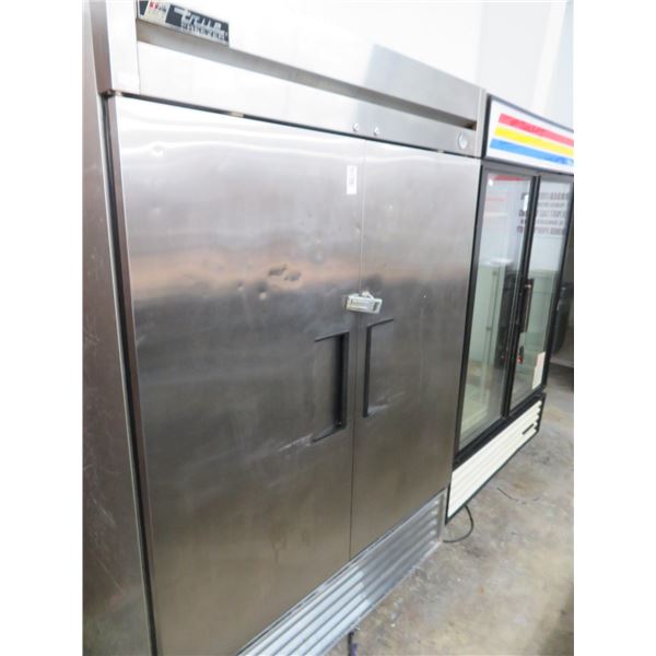 True S/S 2-Door Freezer 26°