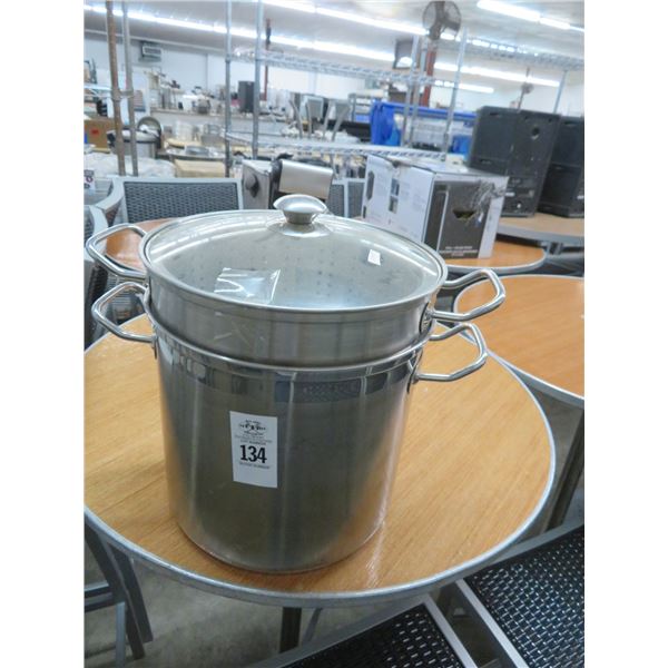 Stock Pot w/Strainer Insert