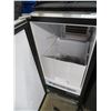 Image 2 : Maxx Back Bar Ice Machine - S/S