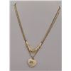 Image 3 : 2 Estate Shell Necklaces