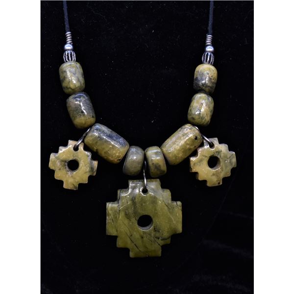 Estate Peruvian Serpentine Pendant Choker