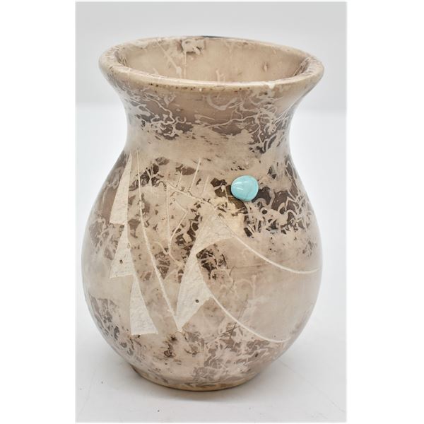 Native American Navajo Horse Hair Pottery Vase