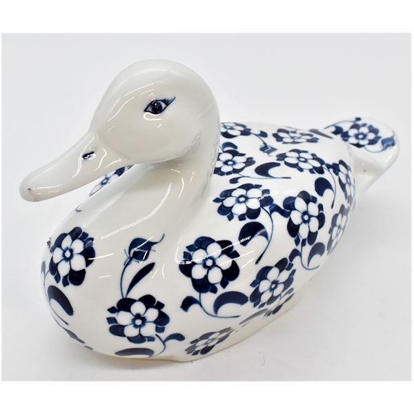 Cardinal Fine Porcelain Duck