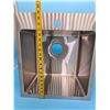 Image 3 : Lot of 1 Stainless Steel Sink