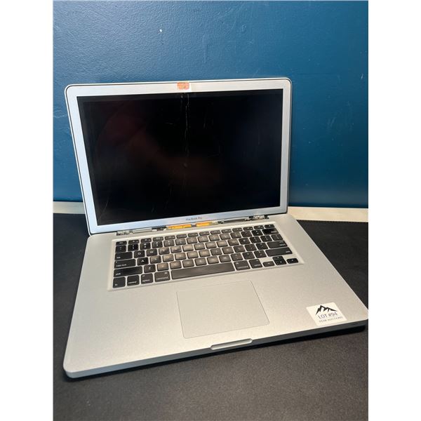 Lot of 1 MacBook Pro - Used - For parts/repair