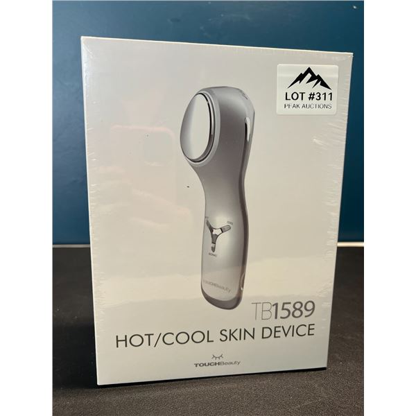 Lot of 1 TouchBeauty TB1589 Hot/Cool Skincare Face Lifting/Skin Tightening Massaging Device