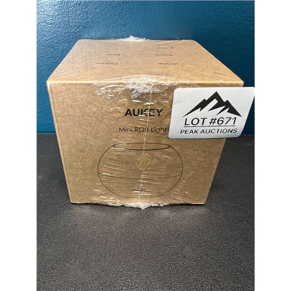 Lot of 1 Aukey Mini RGB Light - Pink