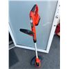 Image 1 : Lot of 1 Black & Decker Weedwacker - Used