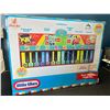 Image 1 : Lot of 1 Little Tykes Giant Musical Piano Mat