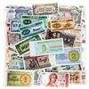 Image 1 : Group of 50 UNC Bank Notes from 50 Countries