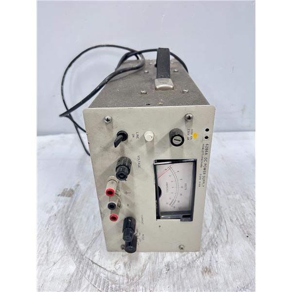 Hewlett Packard #6286A DC Power Supply