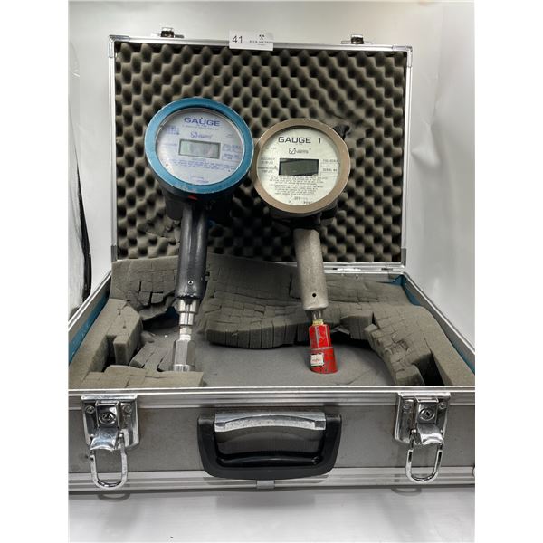 2 Electronic Gauges 100PSI/ 2000 PSI