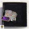 Image 1 : LARGE GEMSTONE TYPE FASHION RING SIZE 7