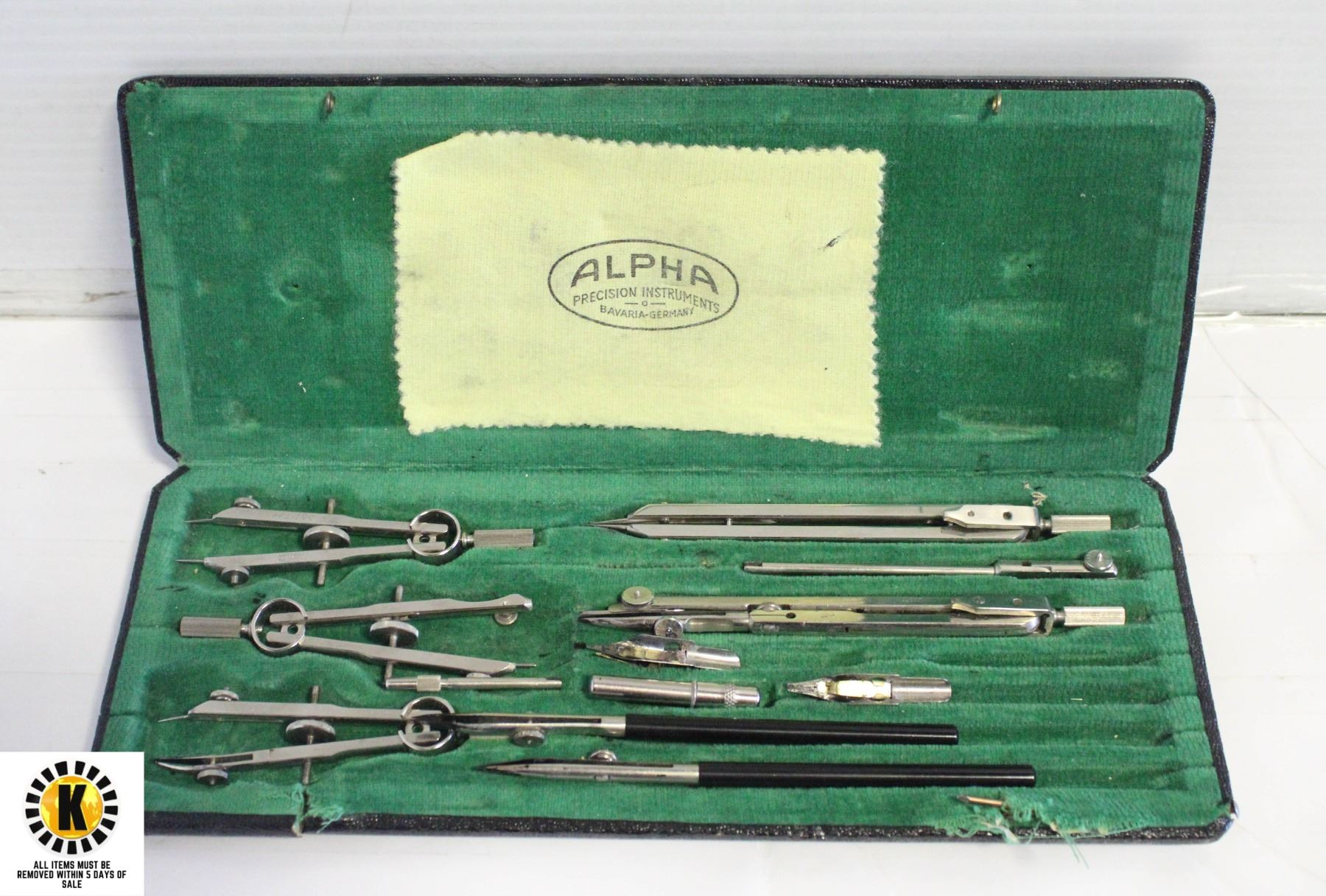 ALPHA PRECISION INSTRUMENTS DRAFTING SET