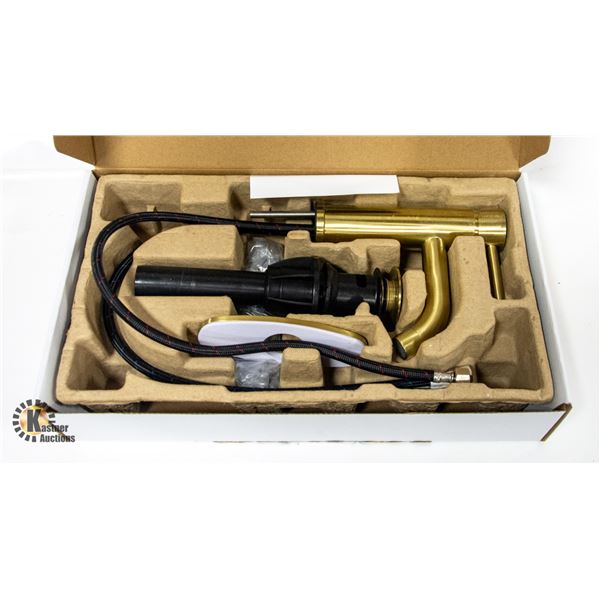 NEW REPACKED SOKA BATHROOM SINK FAUCET