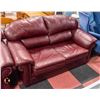 Image 3 : BURGANDY LEATHER ESTATE SOFA & LOVE SEAT SET