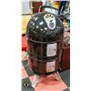 Image 1 : NAPOLEON BBQ/SMOKER