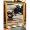 Image 1 : FRAMED WALL MIRROR 32" X 25.5"