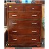 Image 1 : OUTLOOK INTERNATIONAL 6 DRAWER WOOD DRESSER