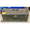 Image 1 : S&K METAL TOOL BOX WITH CONTENTS