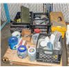 Image 1 : ESTATE PALLET OF TOOLS & ACCESSORIES
