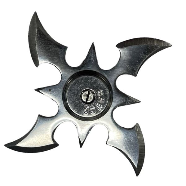 Supernatural (2005 - 2020) - Hero Metal Shuriken Throwing Star From John Winchester's GMC Sierra