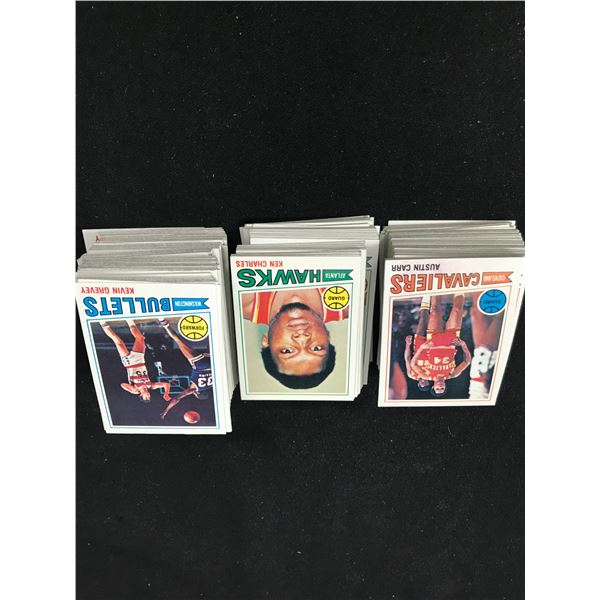 LOT OF 1981 TOPPS BASKETBALL CARDS