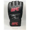 Image 1 : AL IAQUINTA  SIGNED UFC GLOVE GCG HOLO